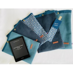 Pochette à livre velours bleu