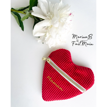 Pochette cœur avec message velours rouge et inscription or