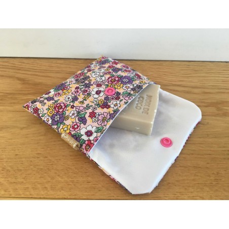 Pochette à savon fleuri violet